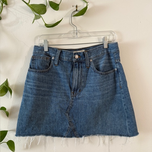 Madewell Rigid Denim Medium Wash Raw Edge Mini Skirt - Picture 3 of 9